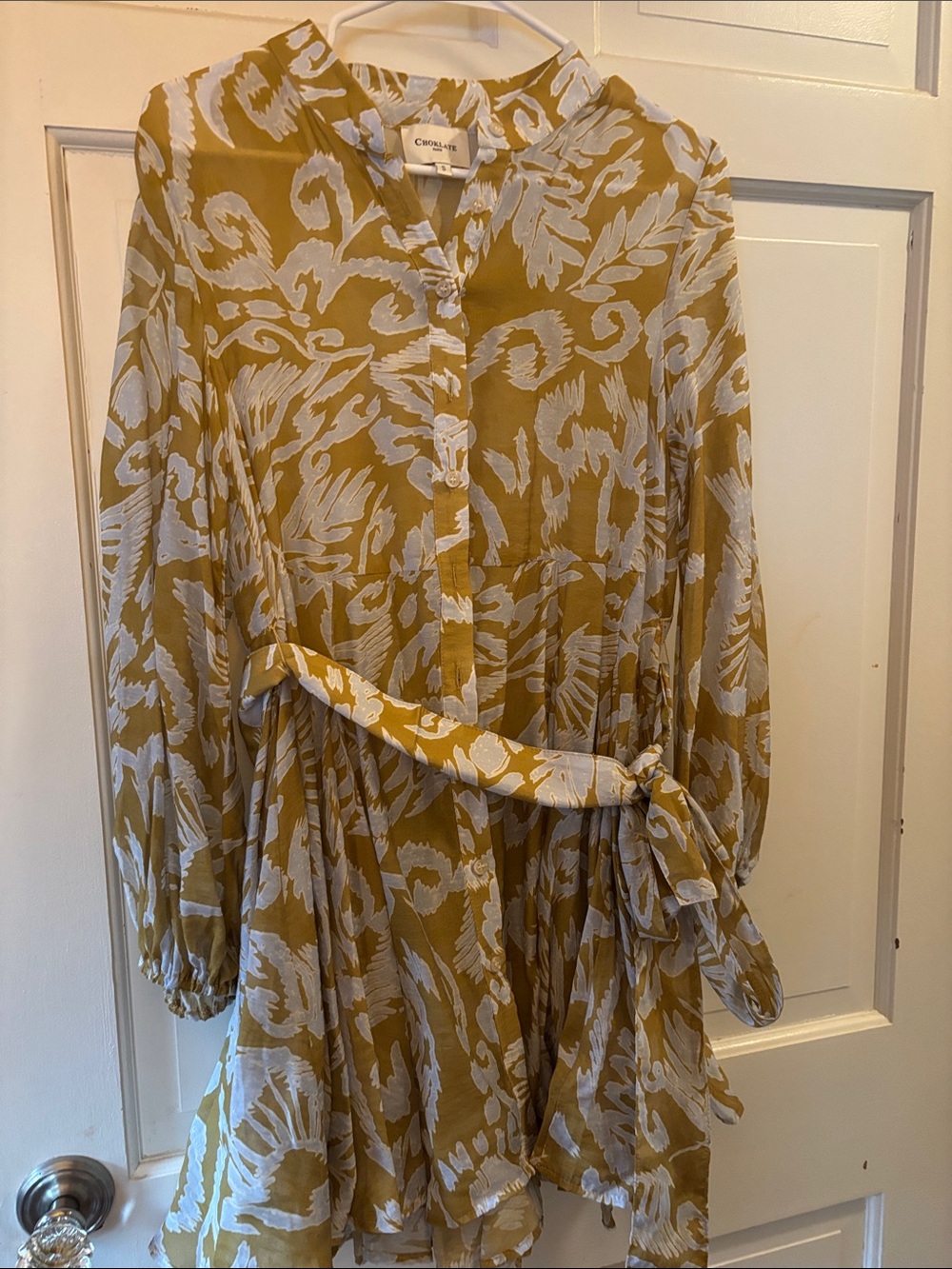Choklate Paris Gold and White Printed Button-Front Dress with Tie Waist